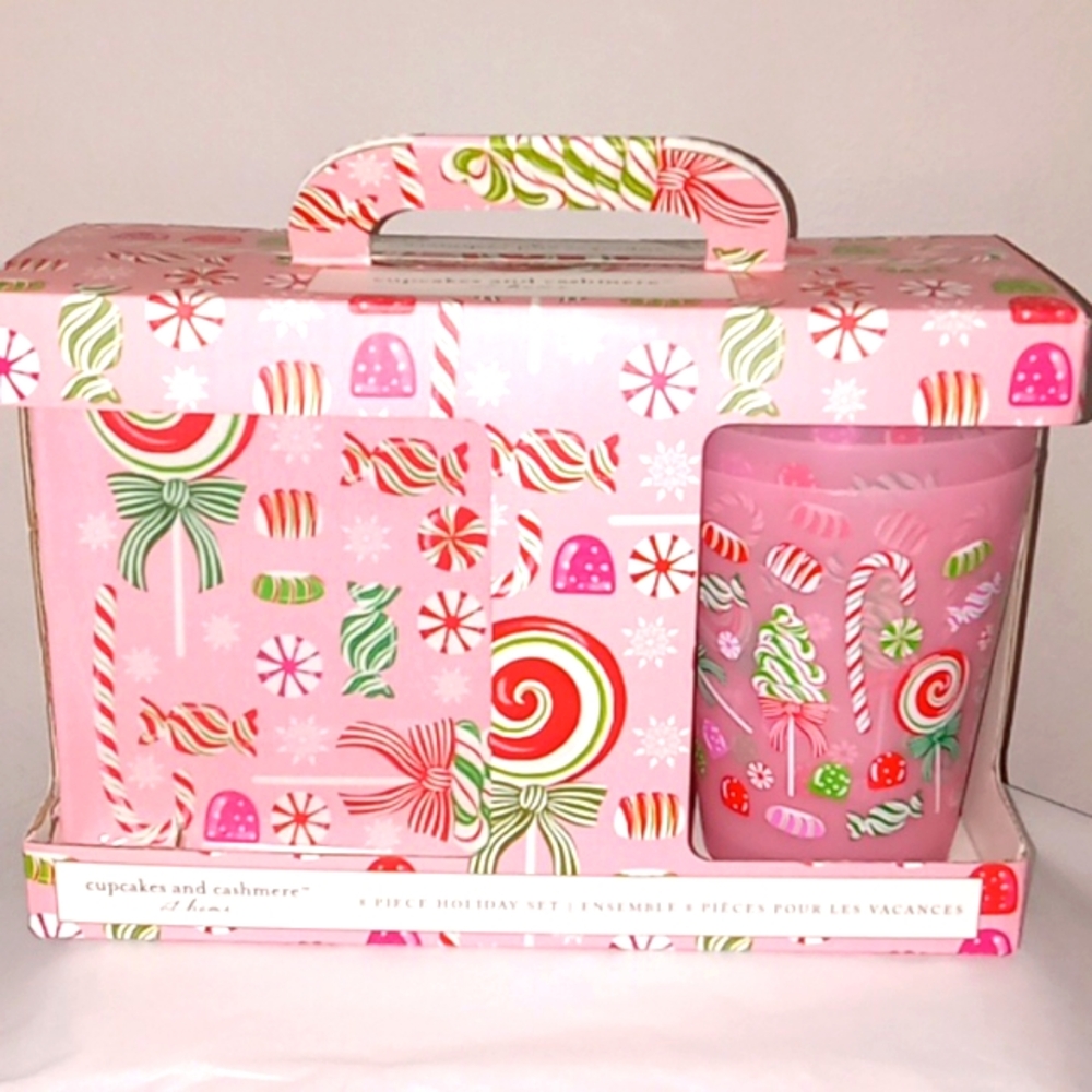 Cupcakes and Cashmere Holiday Set
